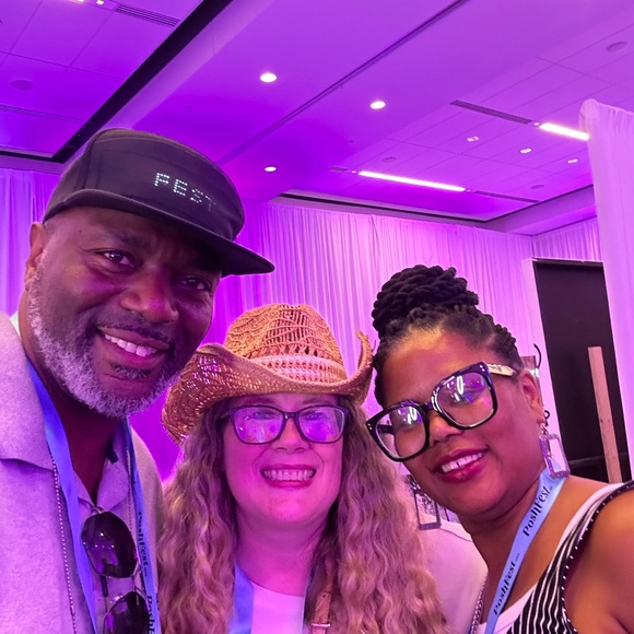 Like this listing to be notified for my next live show!! - Picture 7 of 13